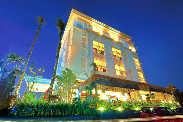 Alron Hotel (Kuta)